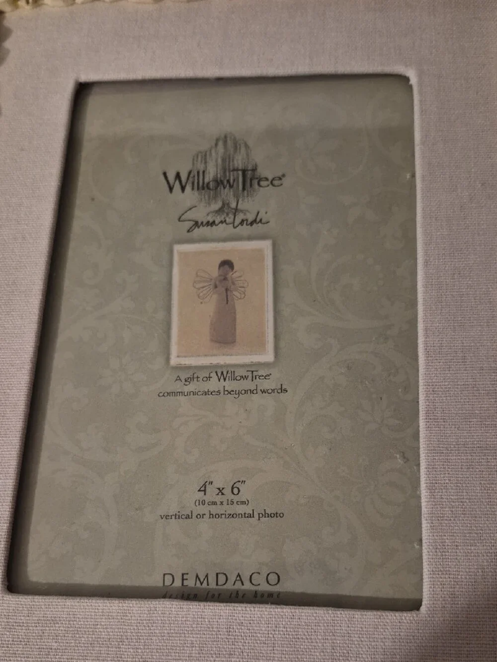 Demdaco Ivory Rose Border Fabric Photo Frame For 4 X 6 Picture